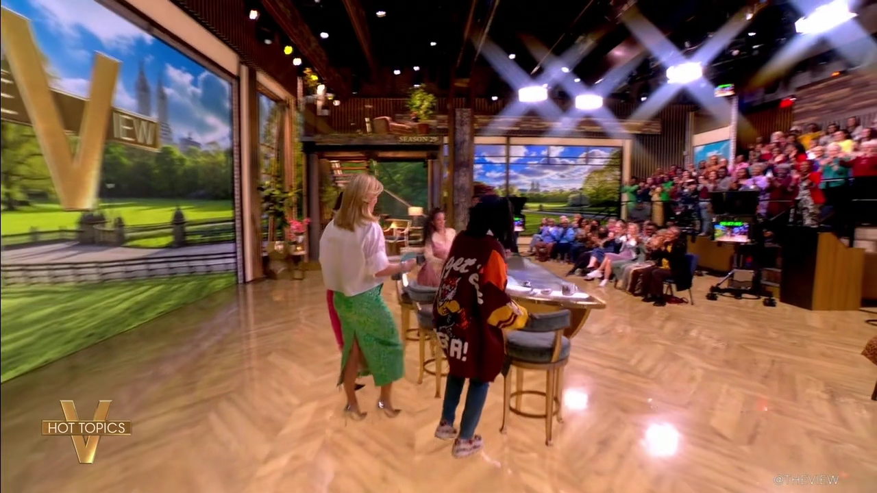 The View S29E158 2026-05-11-1100 (07).png