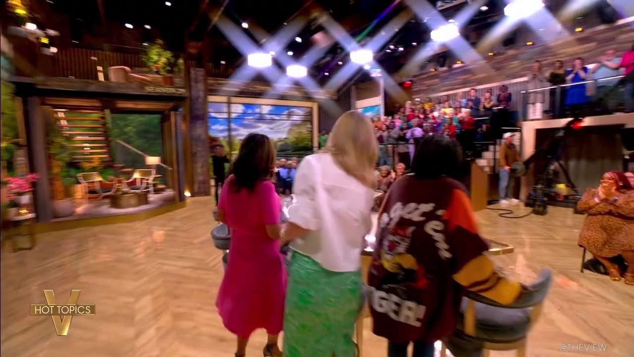 The View S29E158 2026-05-11-1100 (09).png