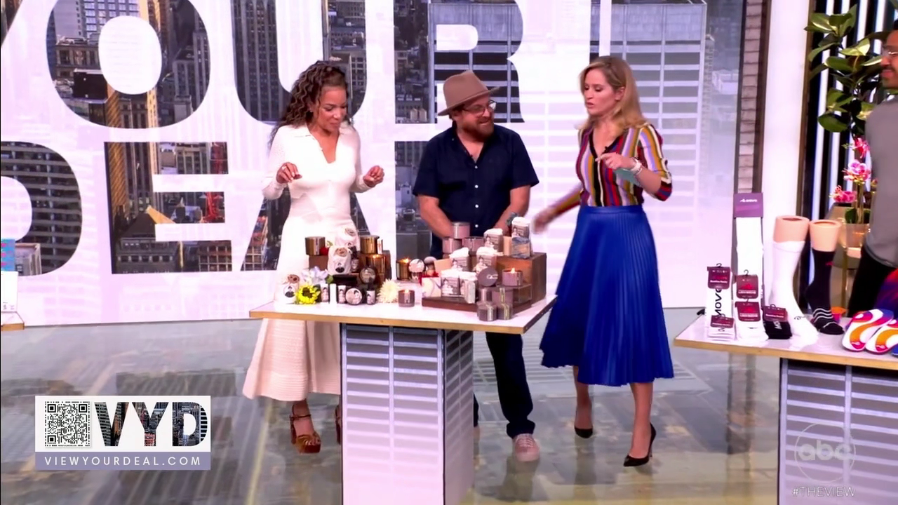 The View S29E160 2026-05-13-1100 (52).png