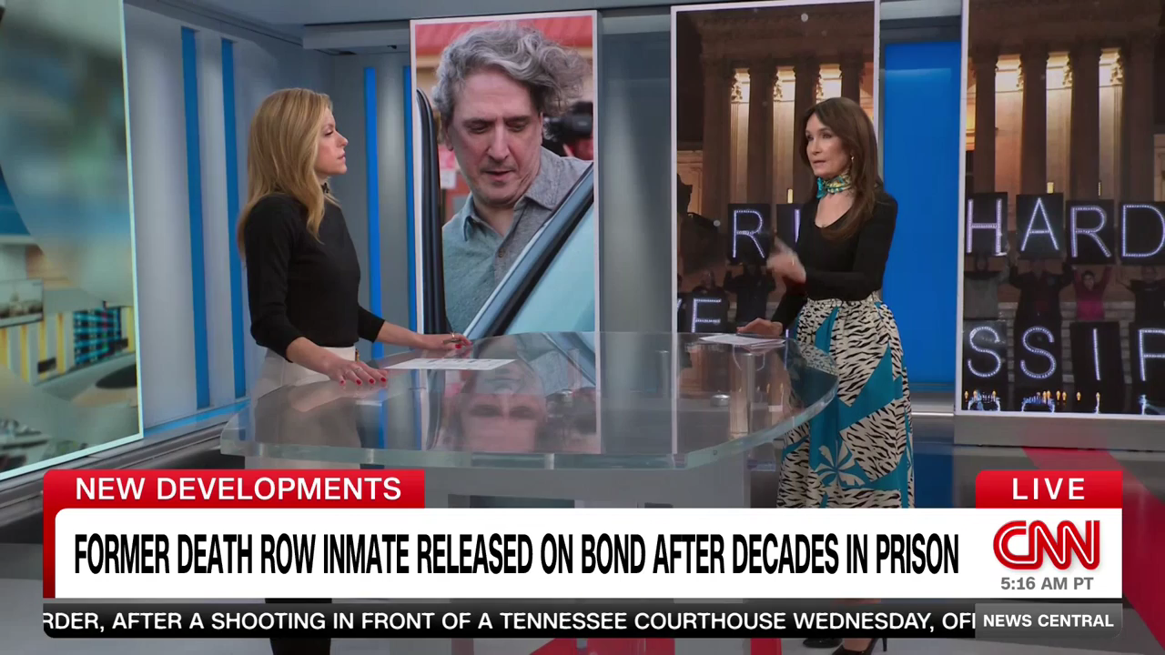 CNN News Central 2026-05-15-0800 (11).png
