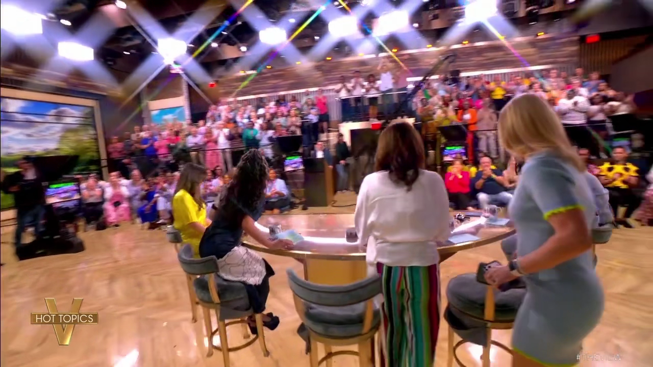 The View S29E163 2026-05-18-1100 (19).png