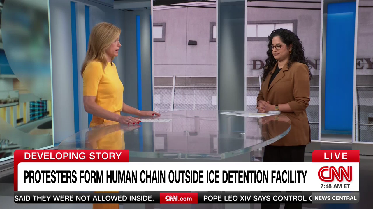 CNN News Central 2026-05-26-0700 (12).png