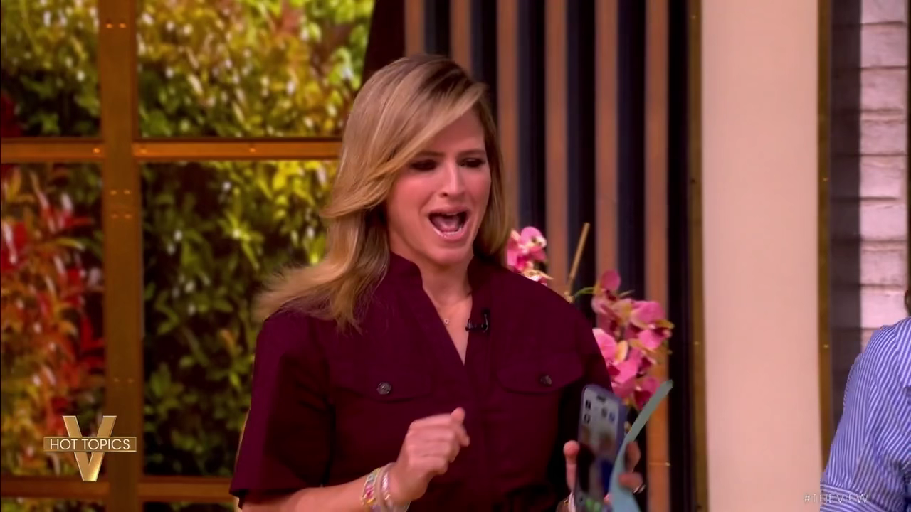 The View S29E171 2026-06-01-1100 (07).png