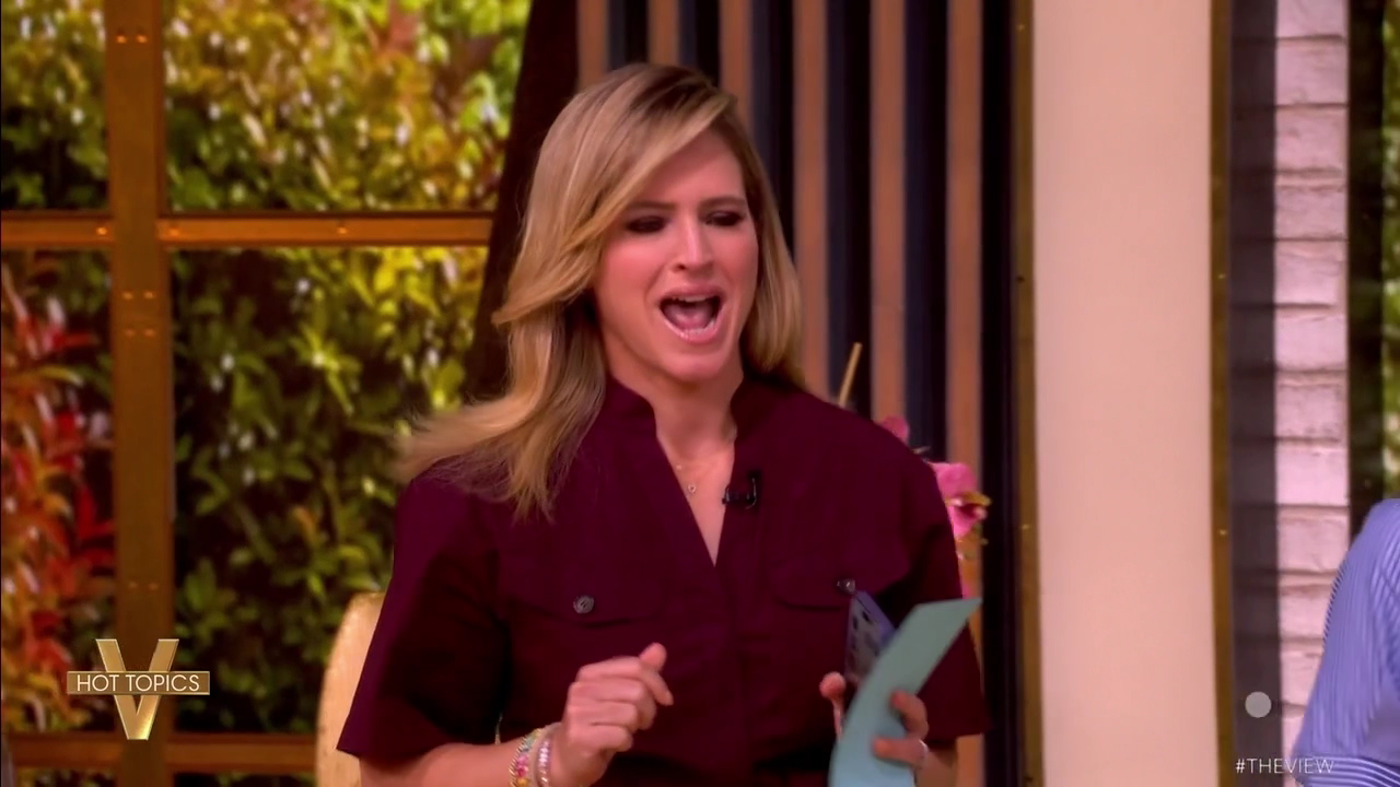 The View S29E171 2026-06-01-1100 (08).png
