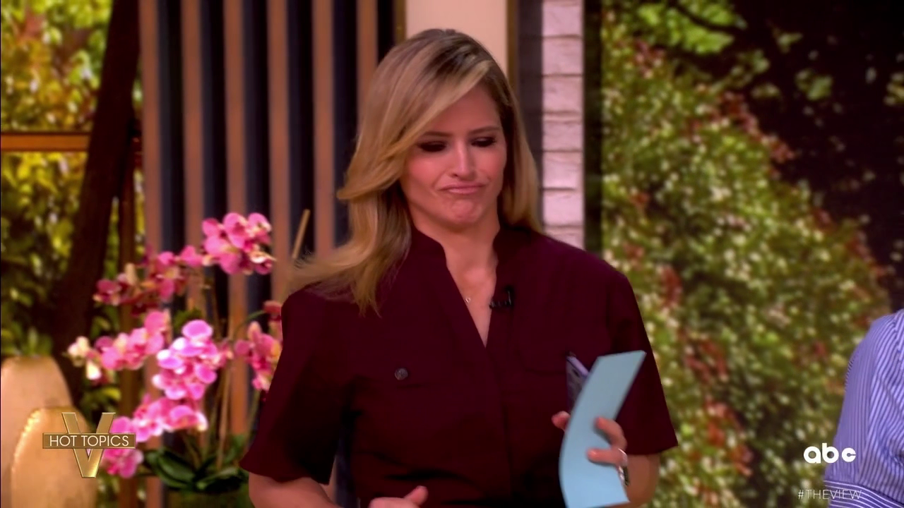 The View S29E171 2026-06-01-1100 (11).png