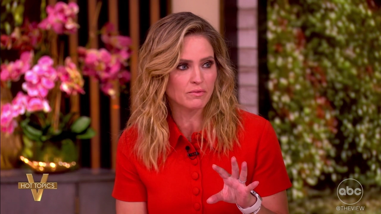 The View S29E174 2026-06-04-1100 (19).png