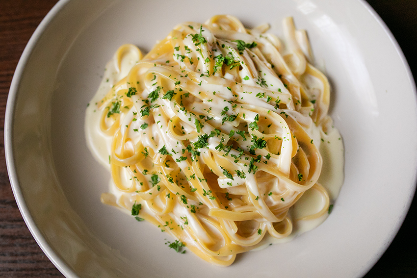 Vinnies_Fettucine_004.png