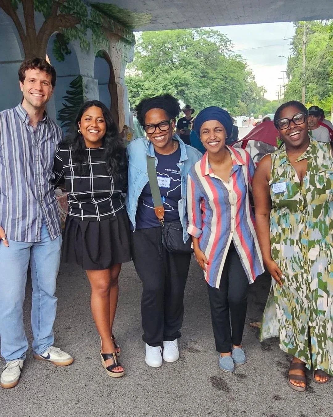 Residents with 36th Avenue Revitalization and Transformation (36th ART) hosted a beautiful community dinner underneath the 36th Avenue Greenway Bridge. We shared food while surrounded by community-painted murals. It was a truly wonderful night with n