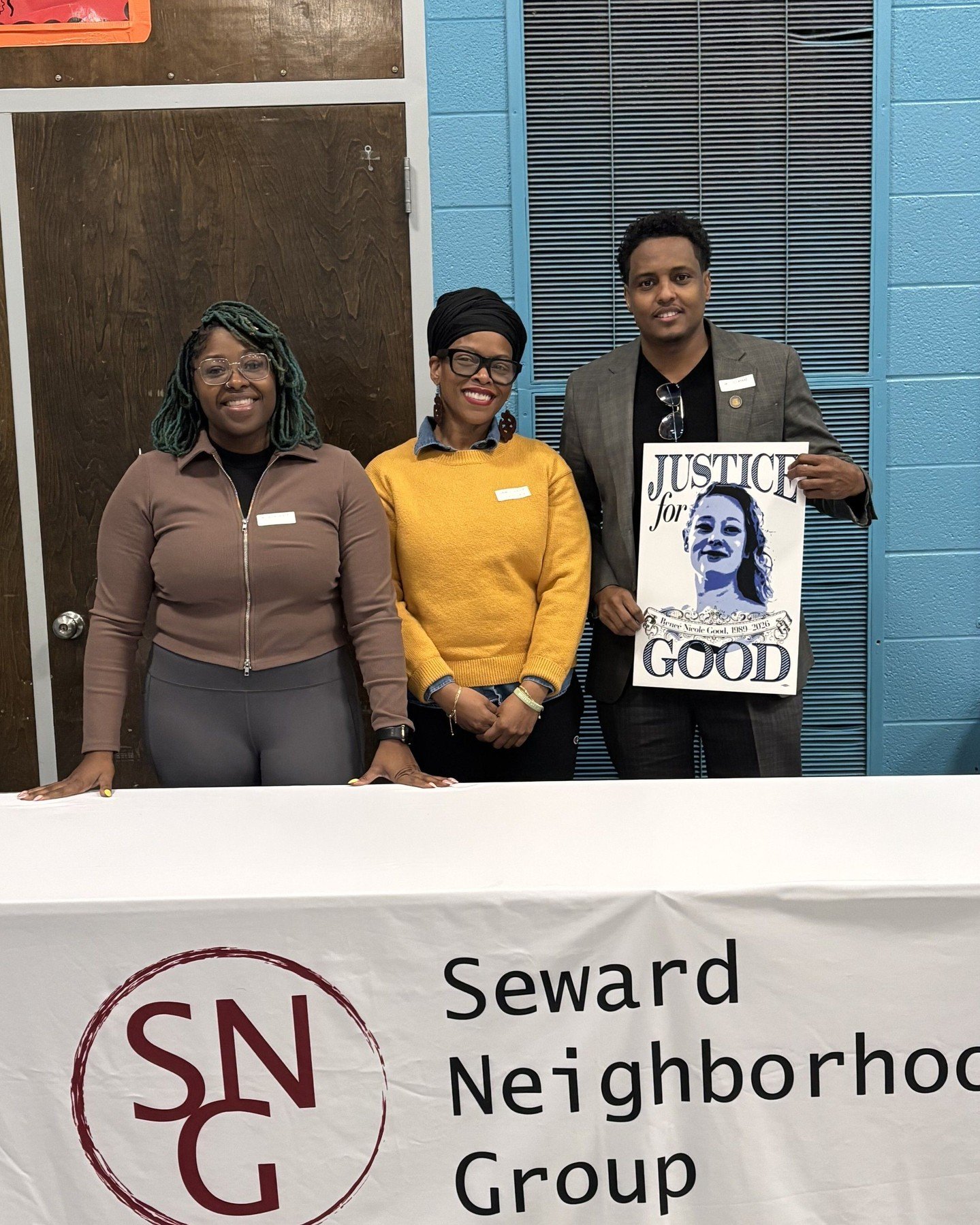 Last week the @sewardnbhd hosted a fantastic event called Solidarity, Truth, Action, and Neighborhood Defense (S.T.A.N.D). I was honored to speak alongside @jamalosmanmn, @voteconley and @sencermura4mn about the federal occupation and ways neighbors 