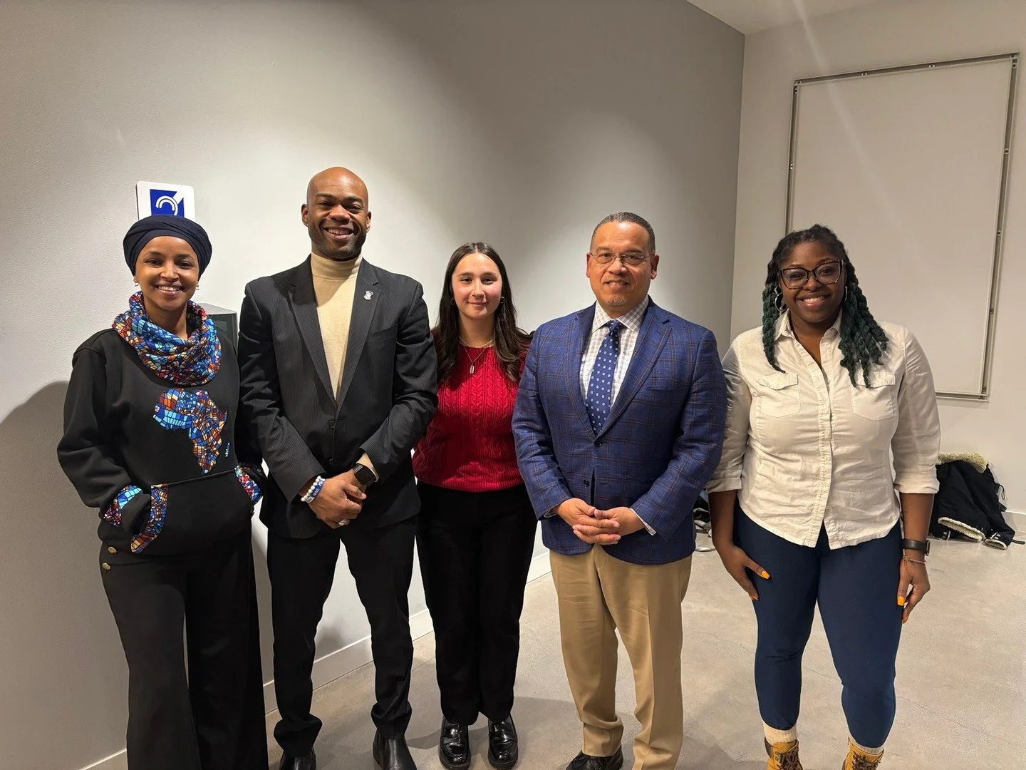 Today is Election Day! Get out there and vote for @ilhanmn, @cedrickfrazier and @christinwithminneapolis. Polls are open from 7am-8pm.

I trust these leaders to take on Trump&rsquo;s violent administration, to support working families, and to make Mi