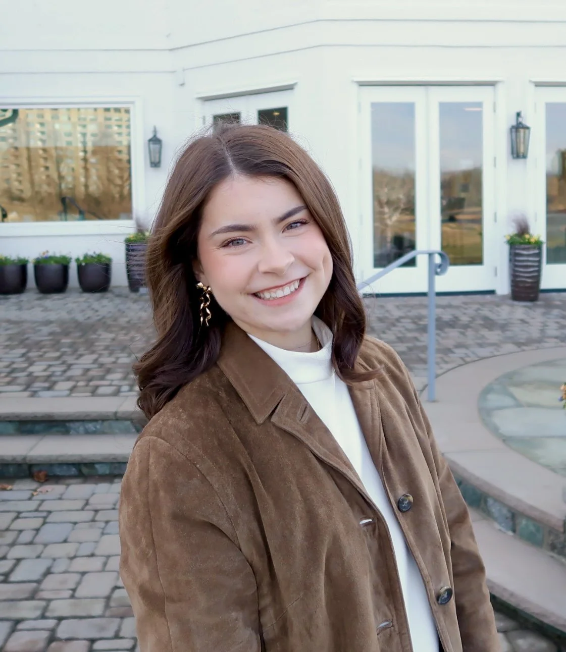 Kathryn Murphy (C ‘29) is studying Philosophy, Politics, and Economics, with an intended double minor in History and Classical Studies. In her free time, she enjoys building relationships with friends and family, reading historical mysteries, and eng