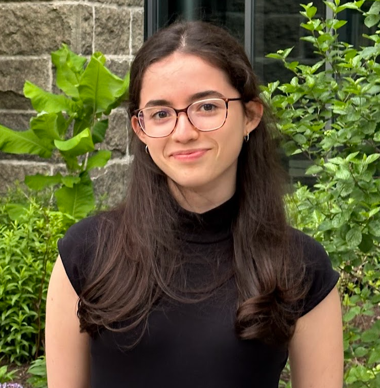 Catalina Gallardo (C'27)