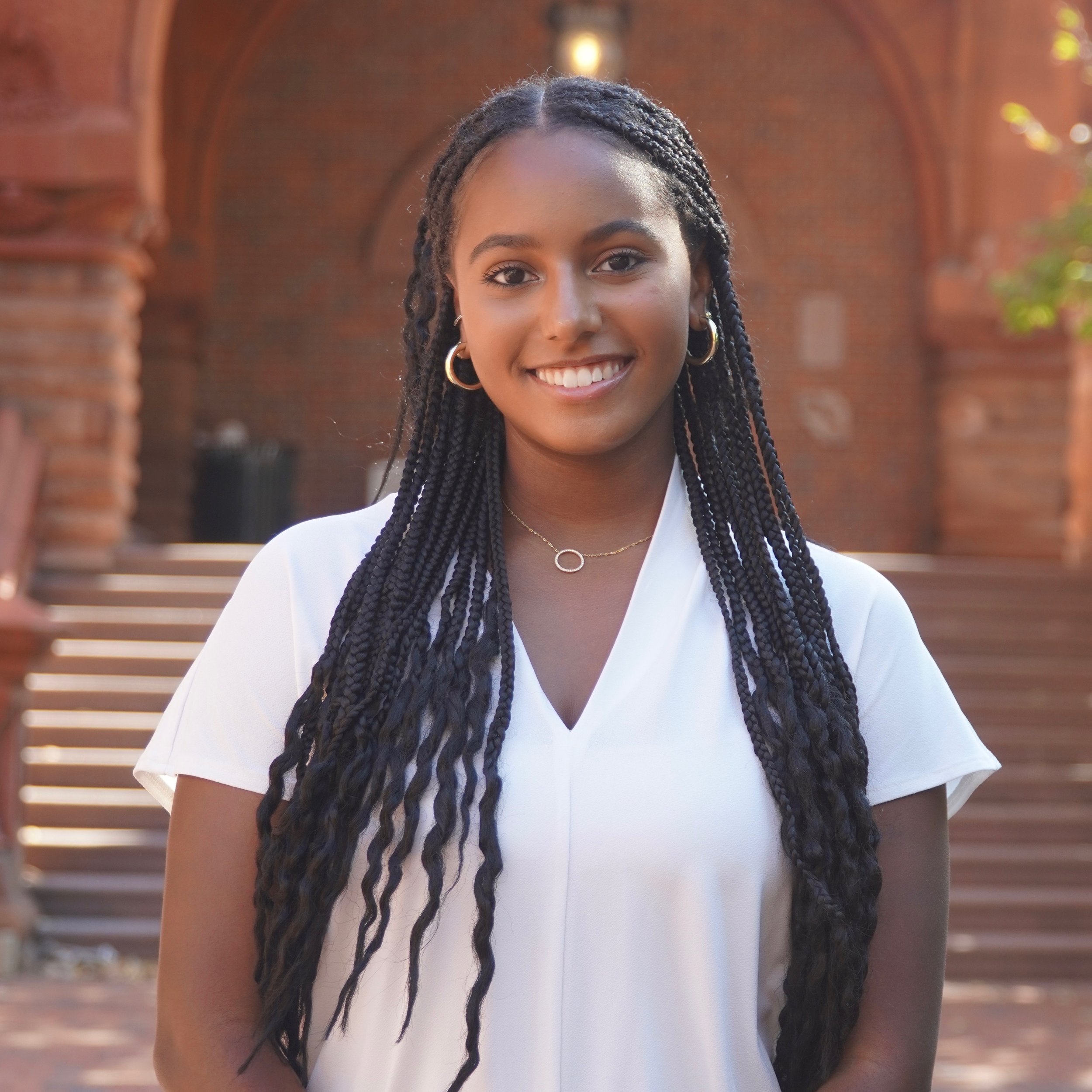 Aleyah Lewis (C'27)