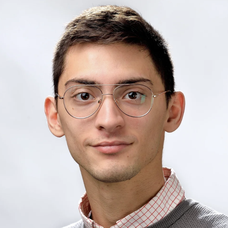 Felipe Martins (Physics). Felipe is a Physics PhD student investigating how physical systems attain functionality with the help of both new data science techniques and traditional condensed matter ideas. Felipe is broadly interested in medieval thoug