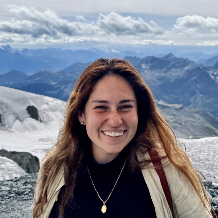 Abi Chavez (Neuroscience). Abi is pursuing a Ph.D. in Neuroscience in the Perelman School of Medicine at the University of Pennsylvania. Abi is broadly interested in neurological disease and how to unveil the mechanisms behind neurodivergence. She wi