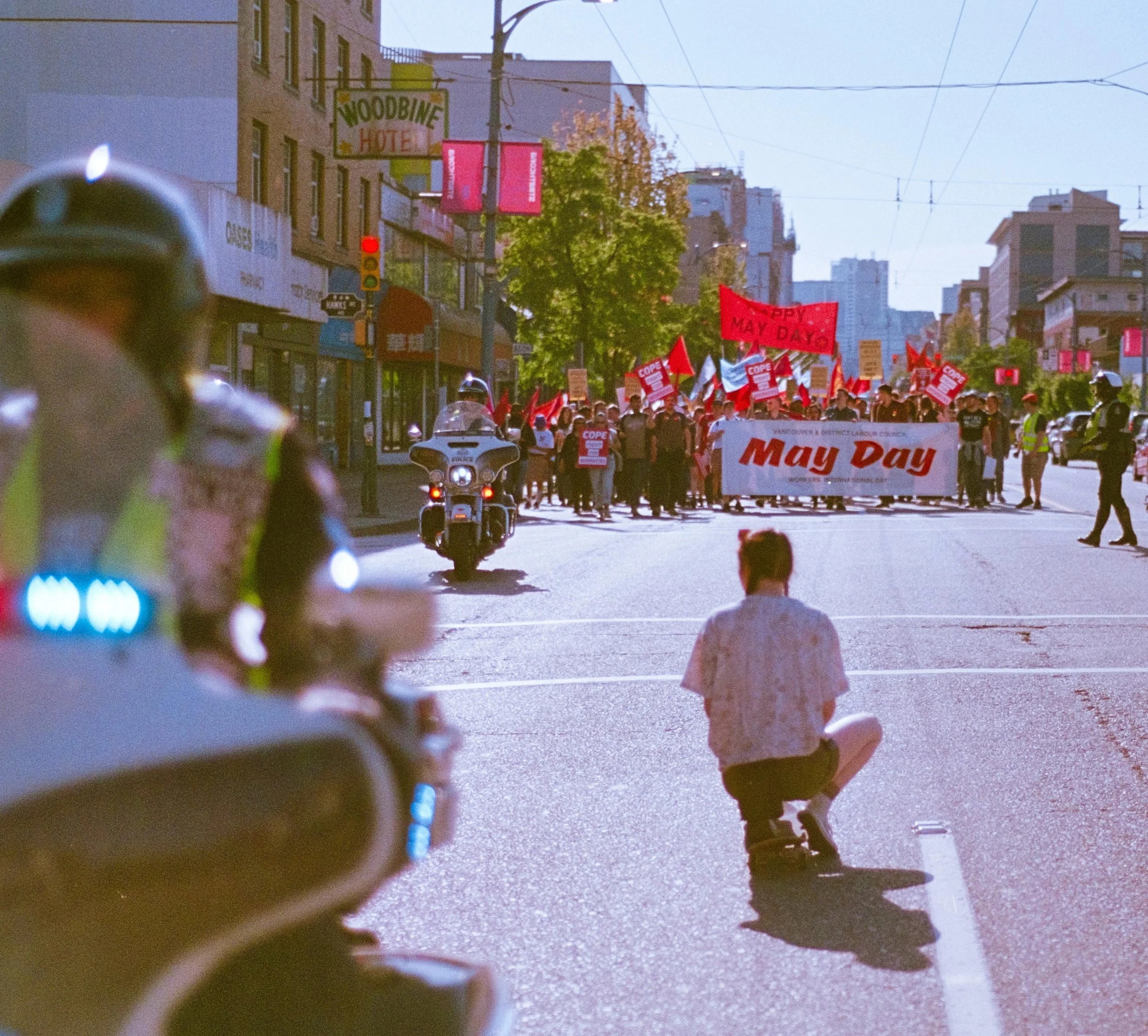 May Day 2026 in Vancouver. Workers built this city; this year we're getting organized to take back the power from the billionaires, the police lobby, and the political establishment. 

📸 @yhanson_photography