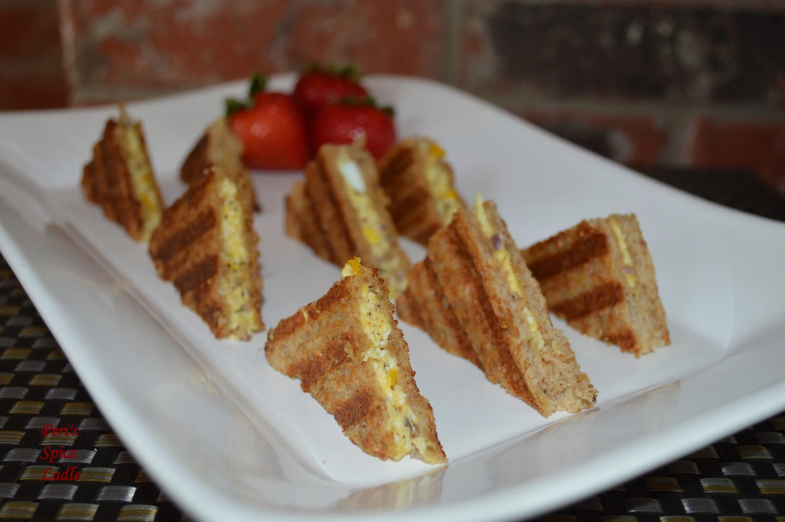 Spicy Egg Salad Sandwiches