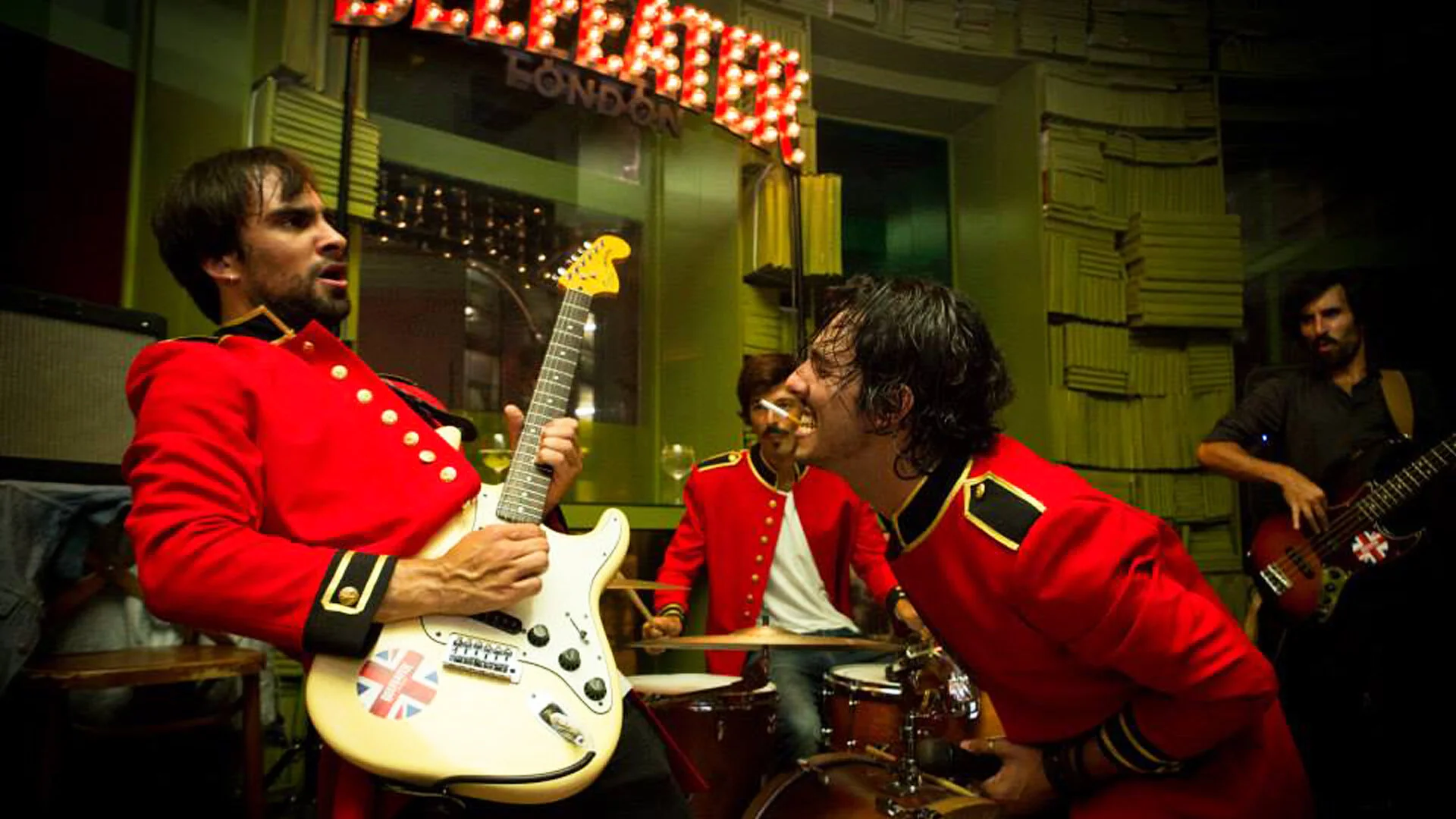 MUSTARD_BEEFEATER_LONDONSOUNDS_06.jpg