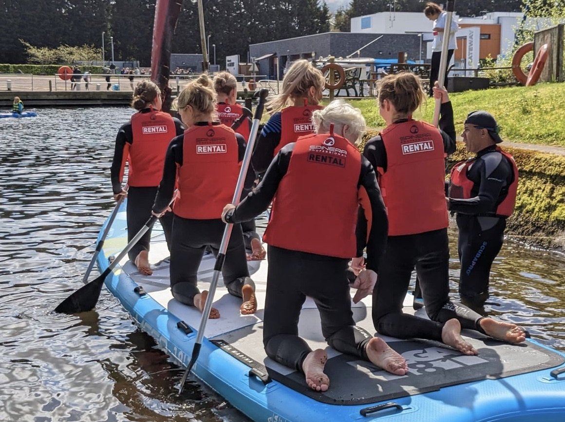 GIANT XXL PADDLEBOARDING