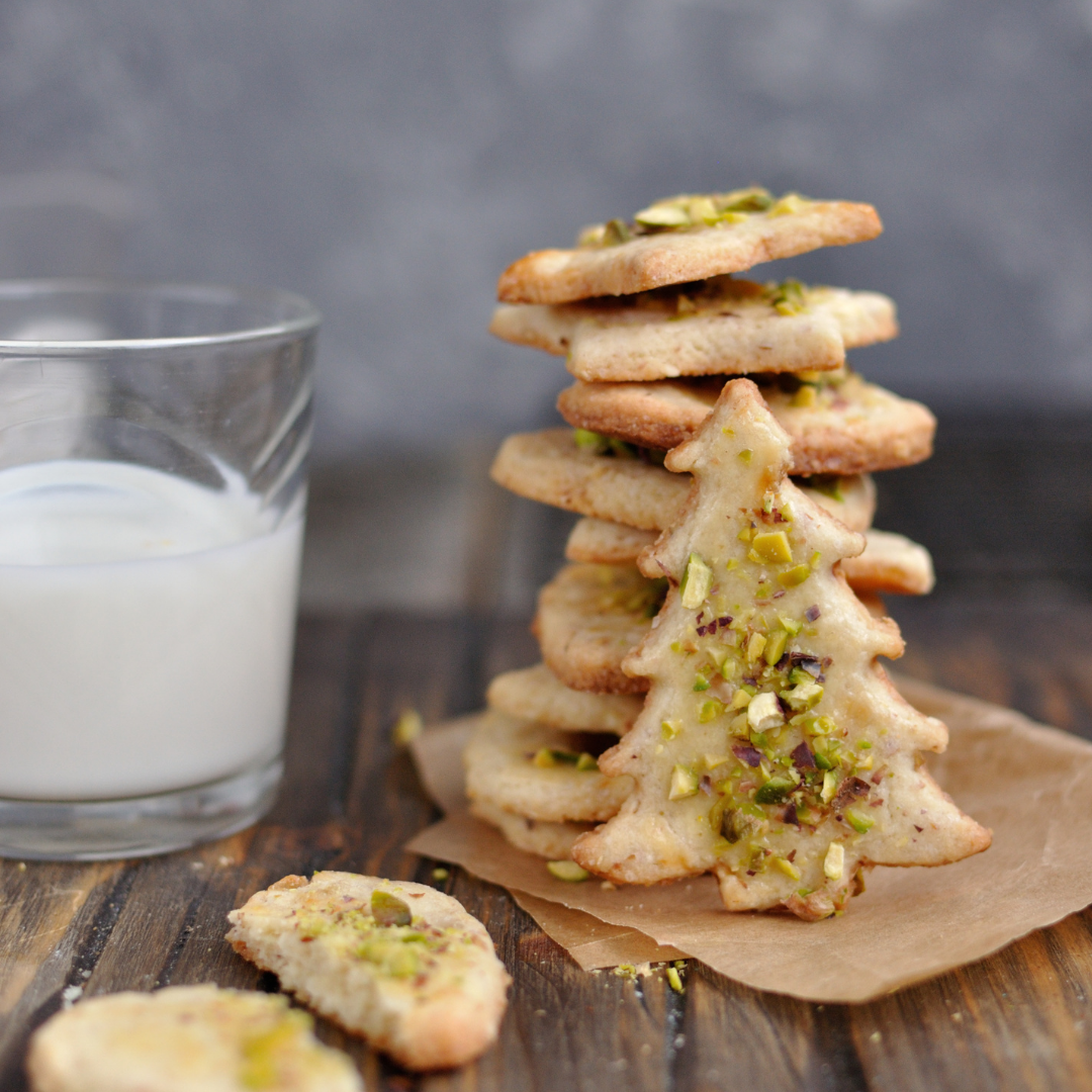 Pistachio Shortbread Christmas Cookies