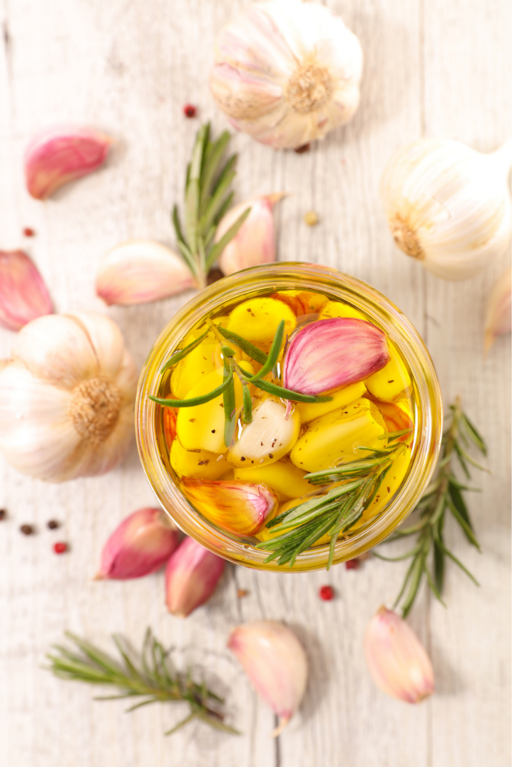 Olive Oil Preserved Garlic