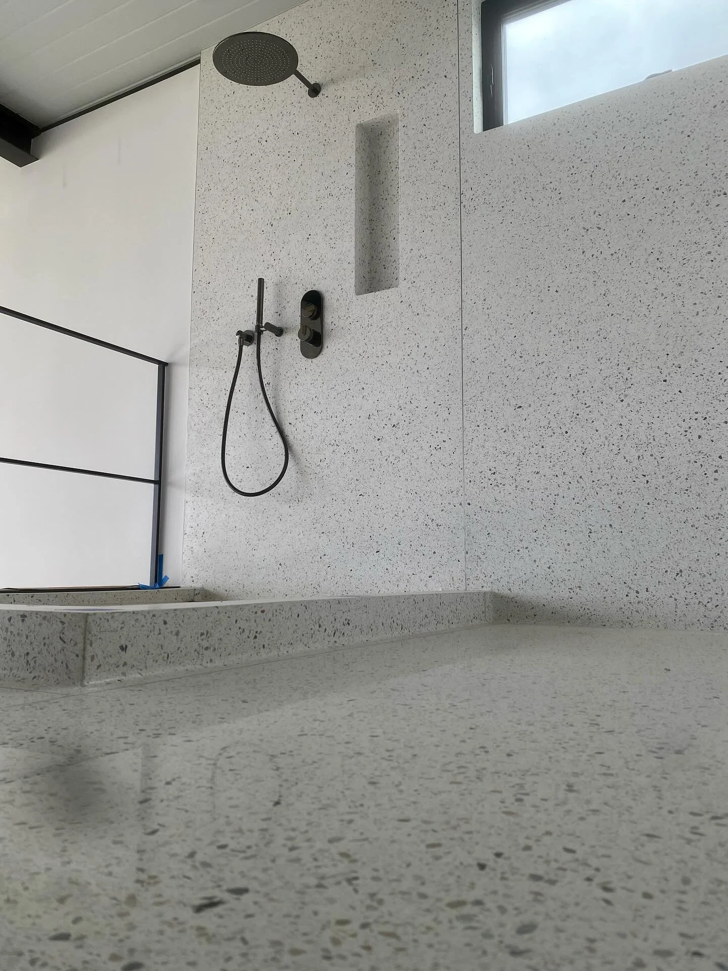 Beachside terrazzo? Yes, please! 
.
.
.
#terrazzo #terrazzodesign #californiaterrazzo #terrazzolove #terrazzofloor #residentialterrazzo #terrazzocontractor #californiahome #architecturaldesign #luxuryhome