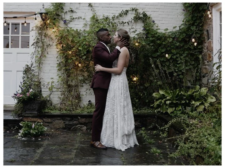 Two days, two stories, one timeless love.✨
 Sarah &amp; Sathiyan&rsquo;s wedding was the perfect blend of tradition, romance, and resilience. Day one was bathed in sunshine, filled with vibrant Indian rituals shared with close family and friends. 🌞 