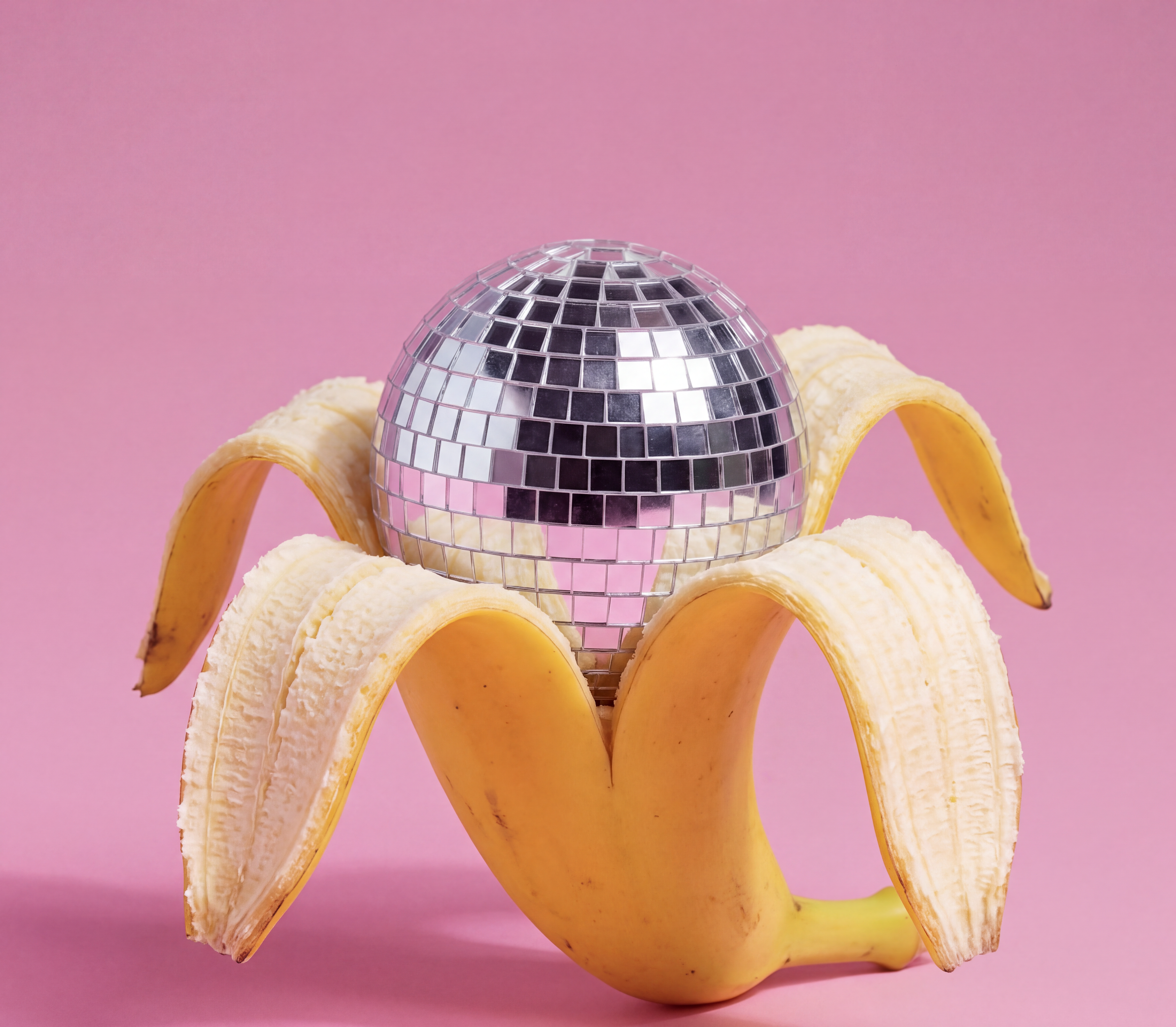 Firefly_change the lemon to a banana  264626.png