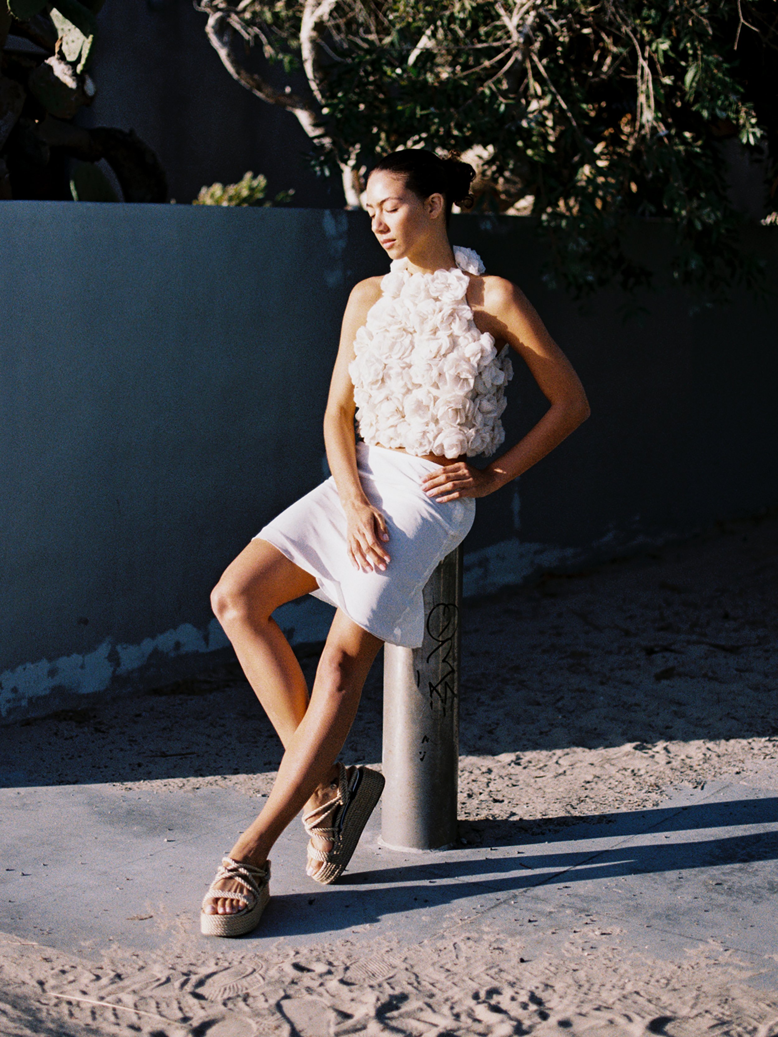 YAROSLA462039612-R1-424.jpg