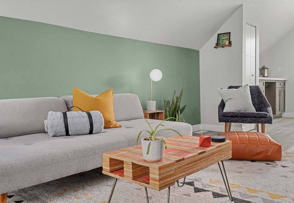 Livingroom.jpg