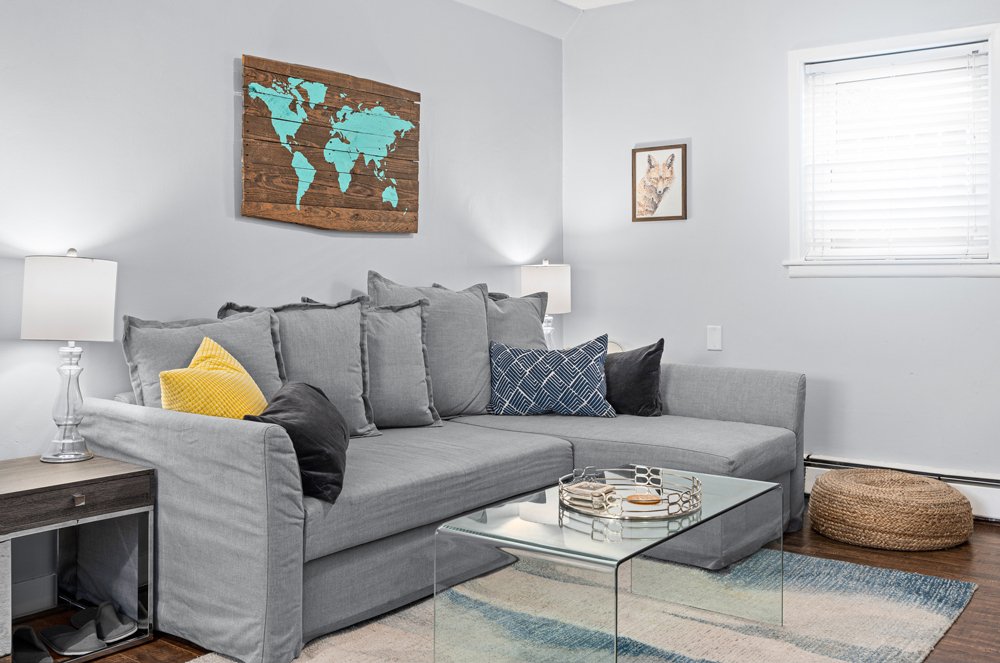 Livingroom_main.jpg