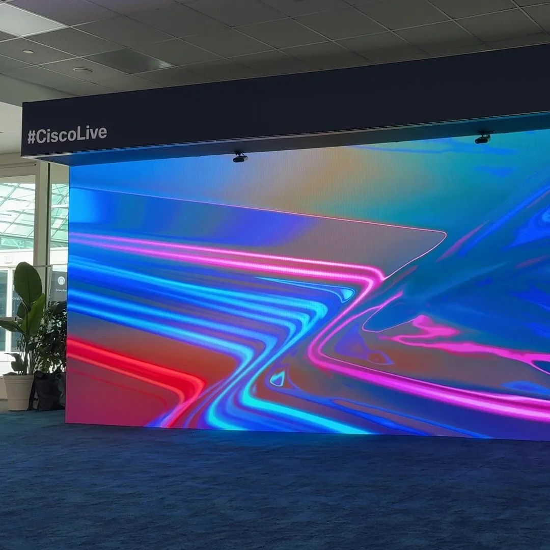 Cisco: CL25, Living Wall