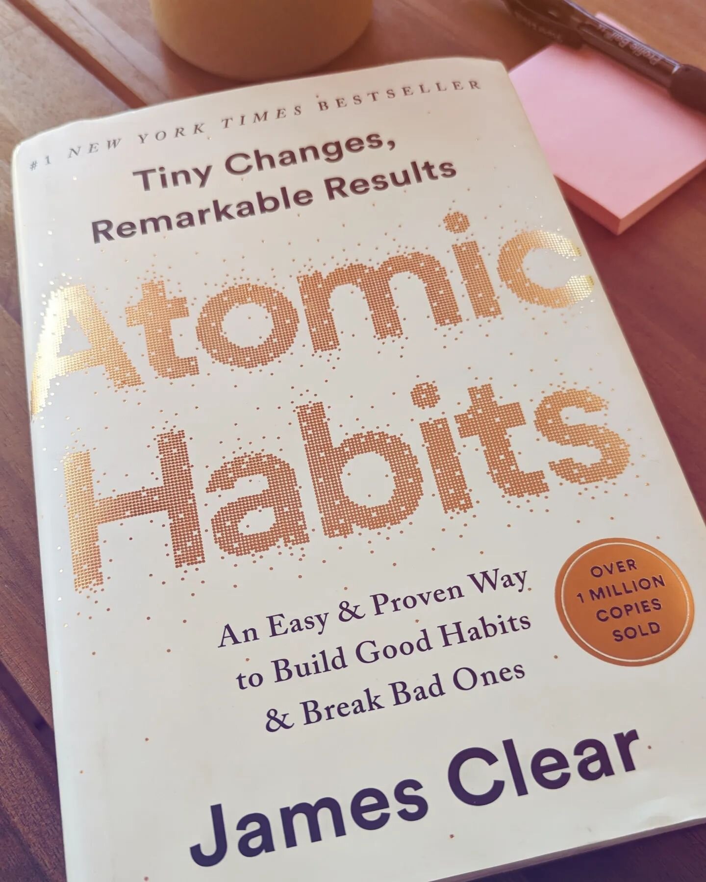 For the past few weeks, we've had our noses buried in Atomic Habits by @jamesclear. We focused less on success (or failure) of building habits and more on the behavior changes, processes and frameworks that lead to remarkable results. 🌟