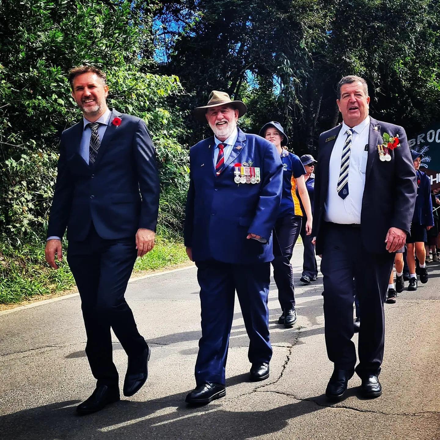 Our ANZAC services in #Springbrook and #Mudgeeraba were lovely family affairs today with many coming to pay their respects and remember together. Thanks to all the groups for chipping in and participating. #lestweforget