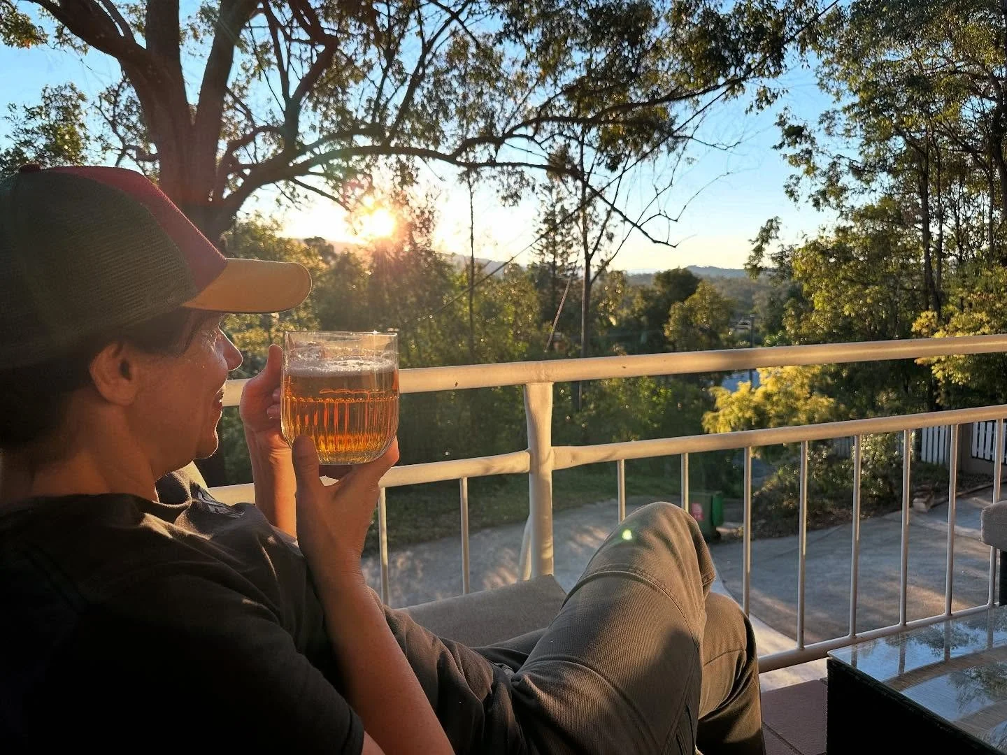 The weekend #craftbeer lineup, featuring guest taster @jude19 and her setting sun, courtesy of @themillcellarsqld, @aether_brewing, @boxerbrewingco and our great friends at @burleighbrewing. How good are winters on the #GoldCoast?!!!