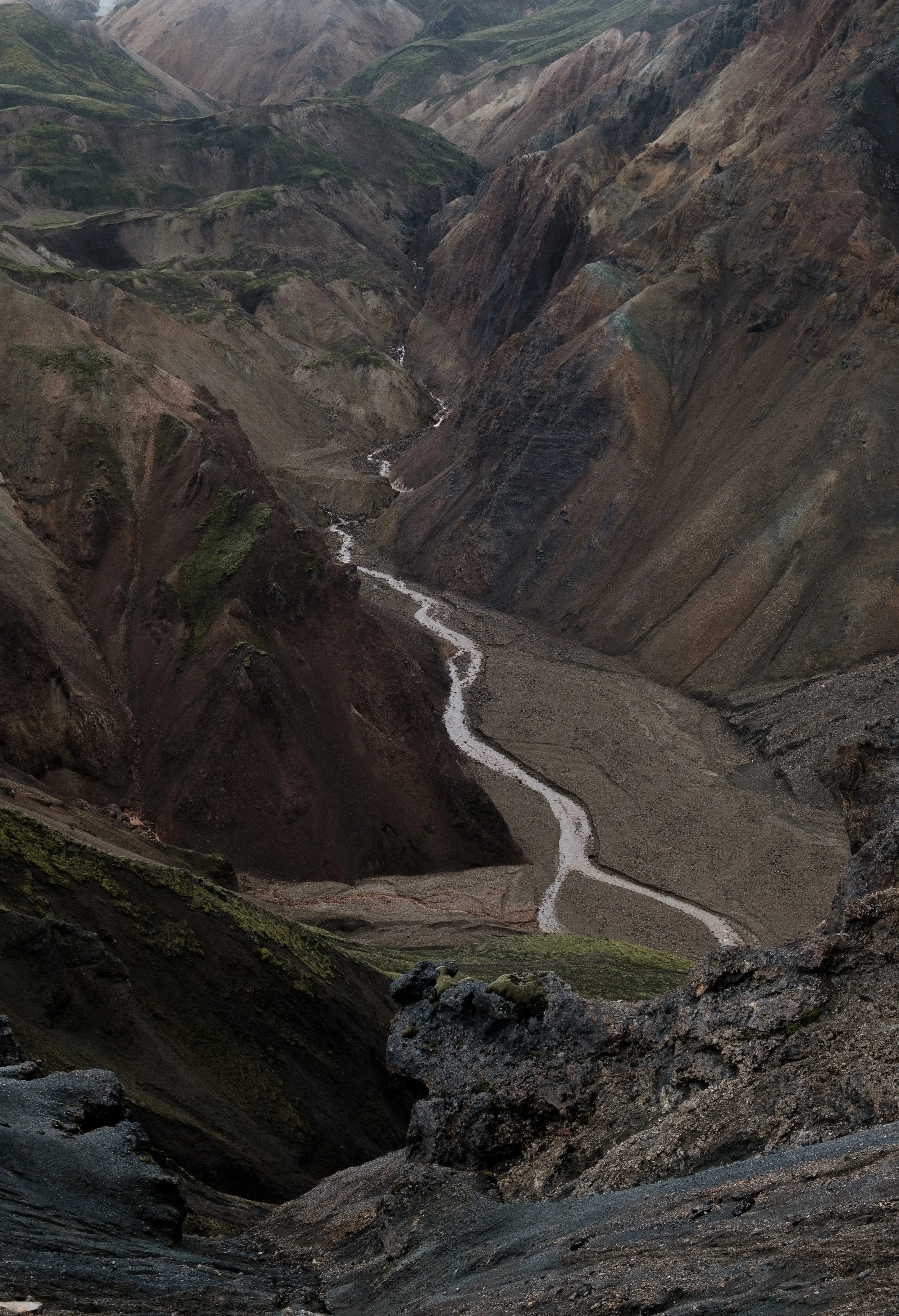 River crossing through the mountains in Iceland