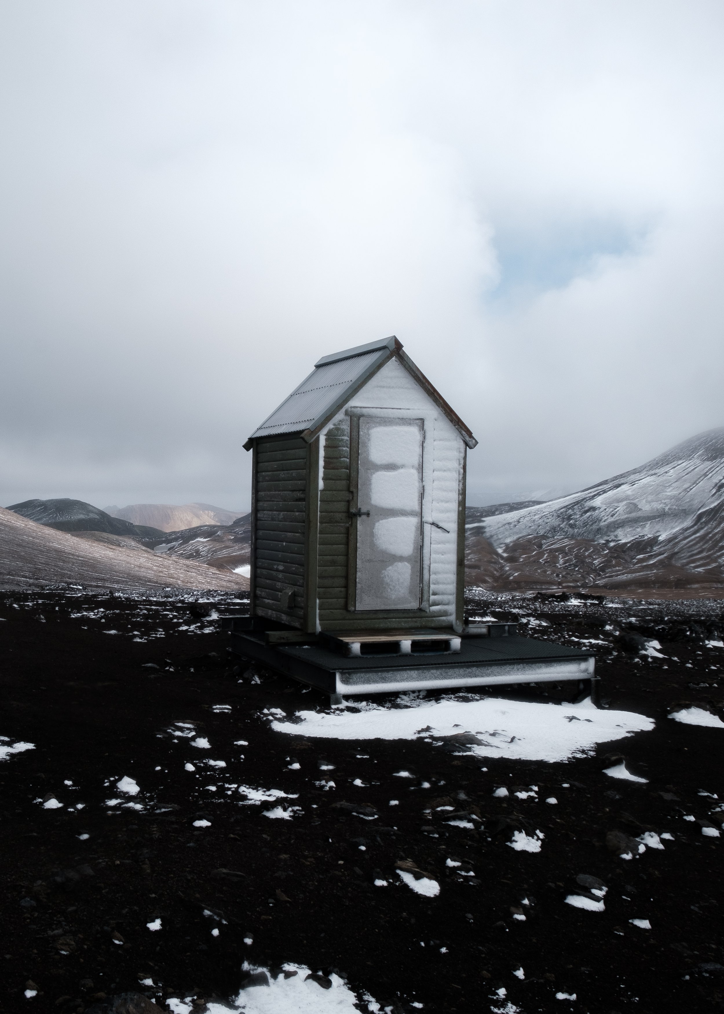 Toilet building in the middle of the Icelandic Wilderness 