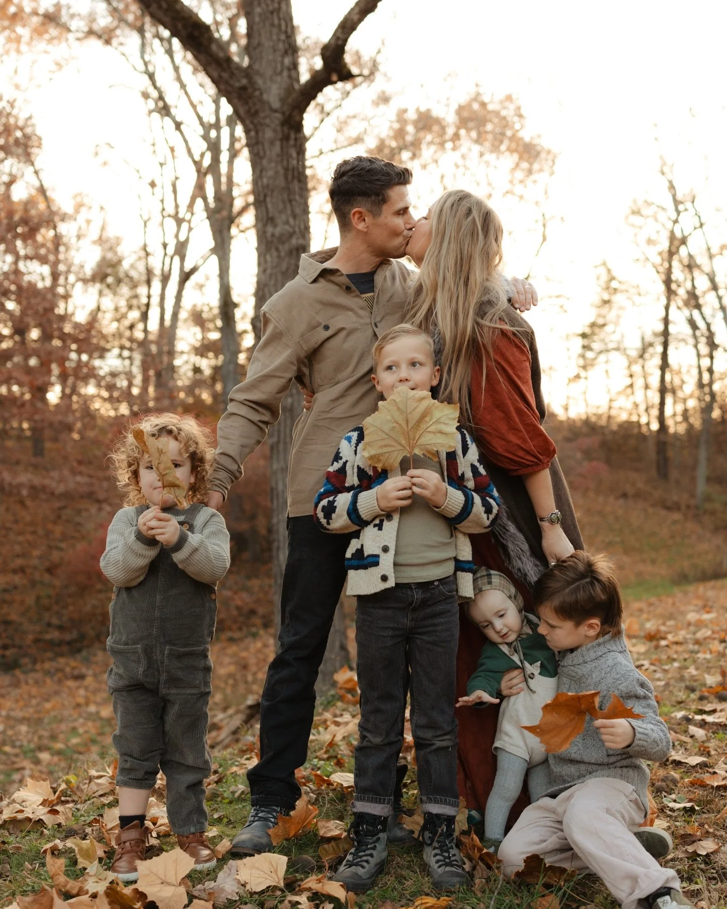 Anybody else still have a few from late October you&rsquo;re still editing 🤣👀 boyyyy i really did cram as many in as i could this fall and i have zero regrets!