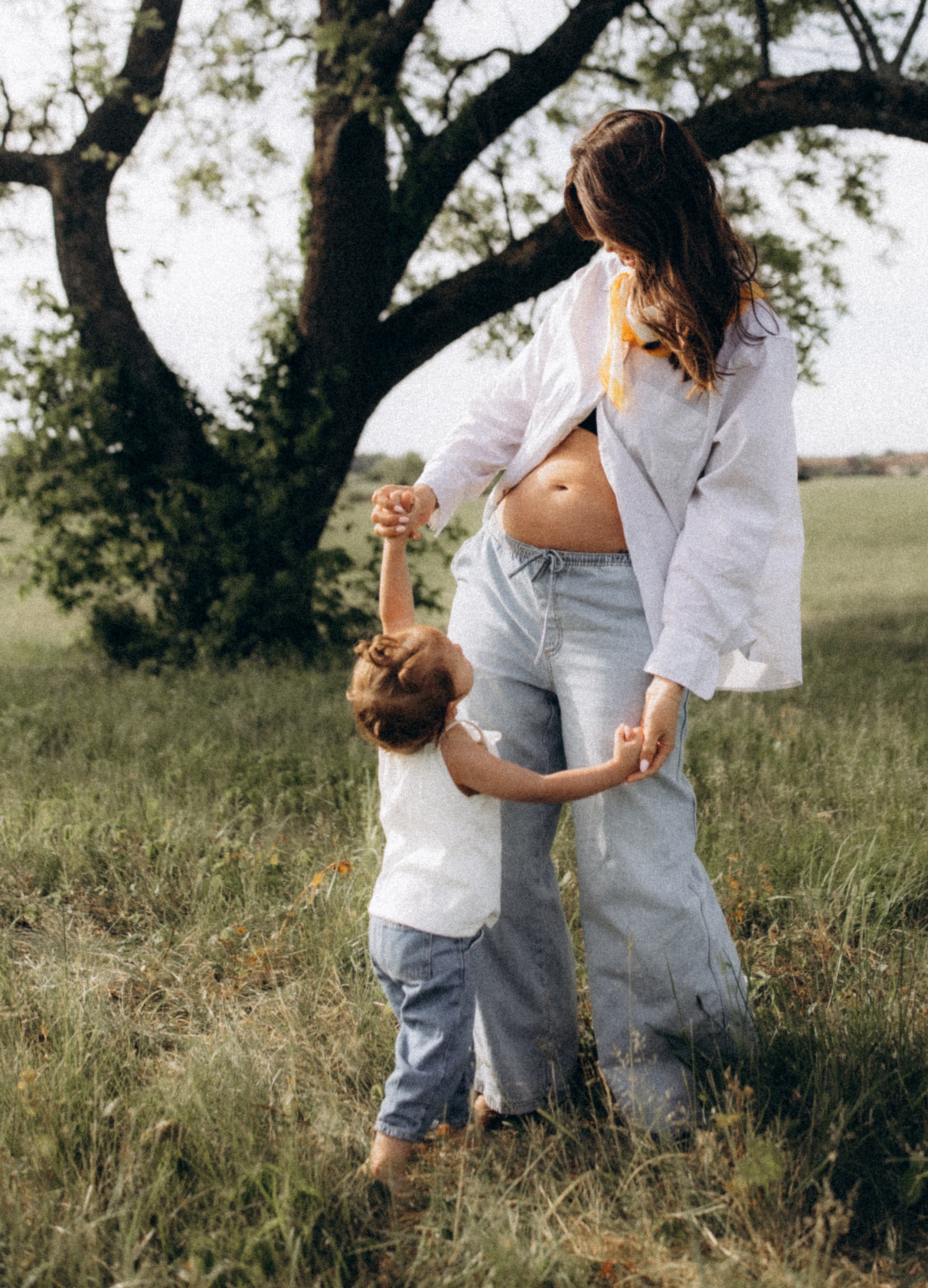 Rogersville Missouri Maternity morning session toddler and mom photographer capturing timeless images