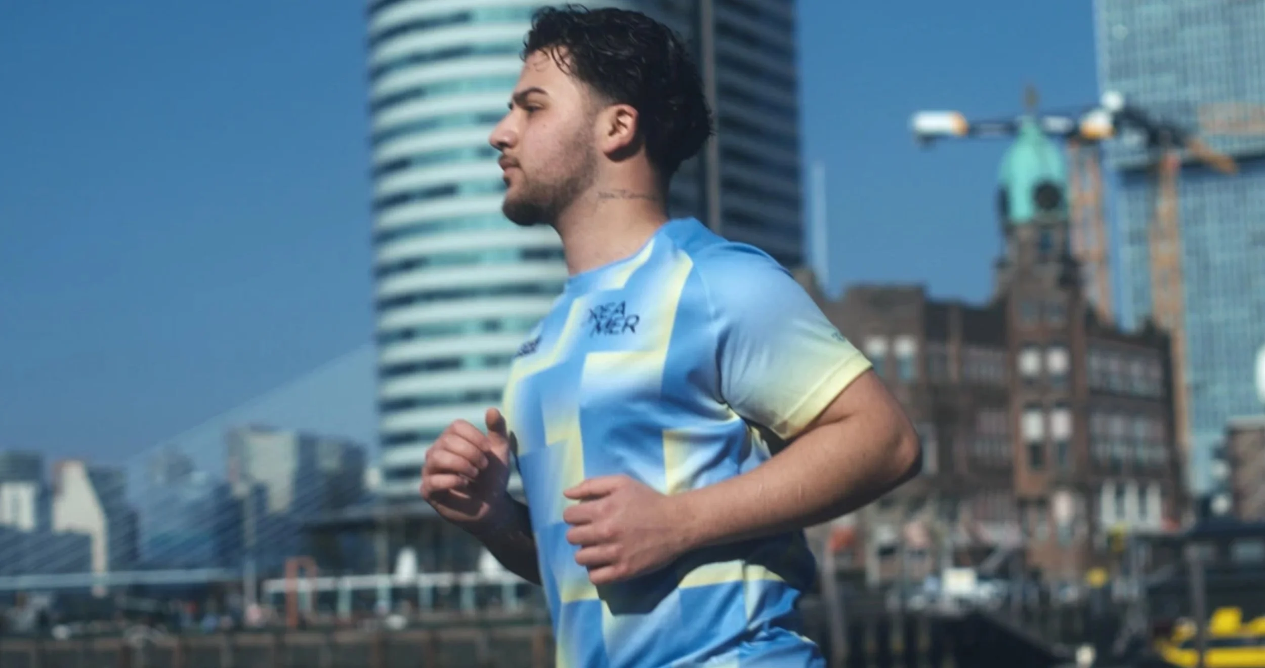 Lancering shirt en ontmoet de Dreamers om wie het gaat (4 april)