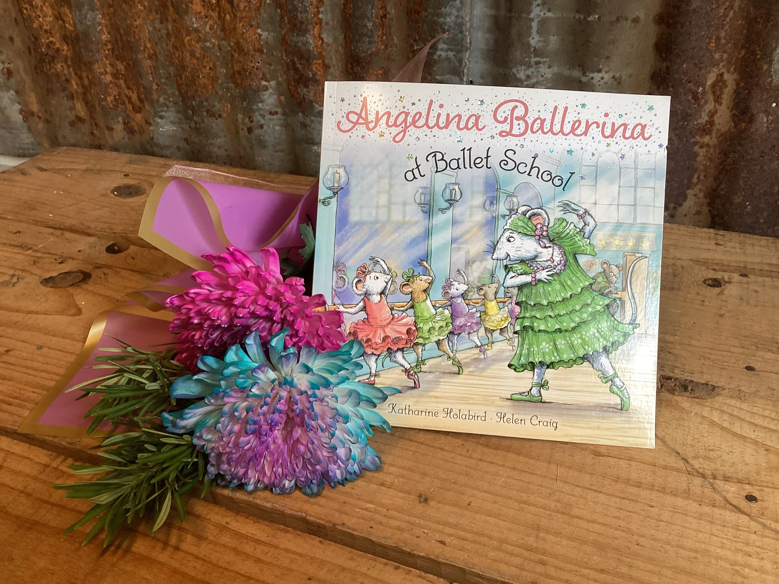 "Angelina Ballerina" Bouquet and Book