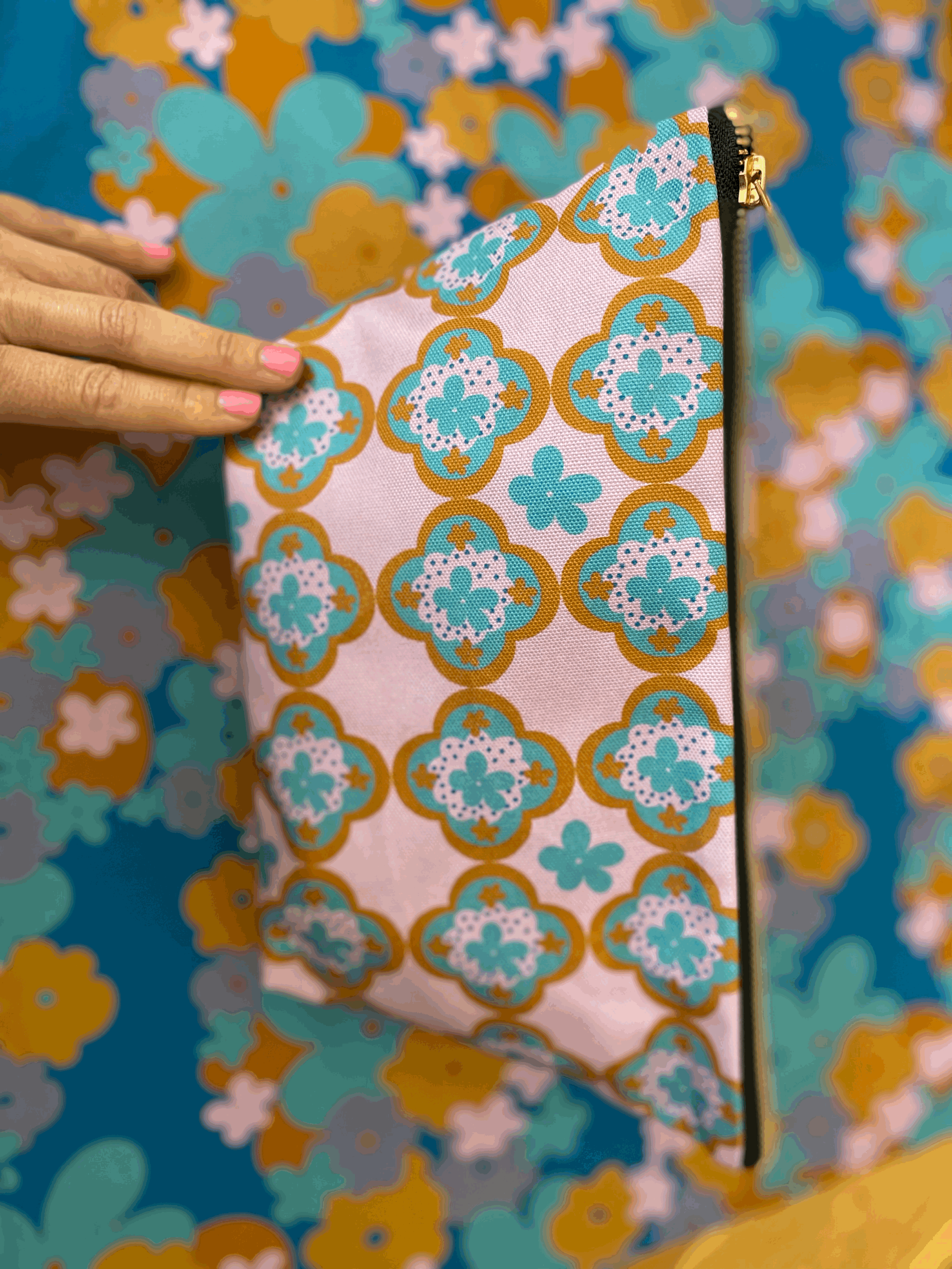Cool Reflections Ditsy floral Wash bag pattern detail