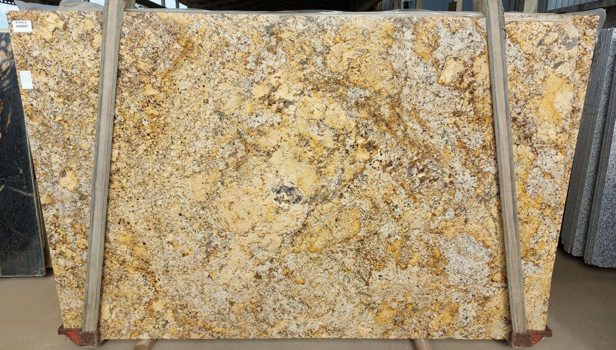 SOLARIUS GRANITE