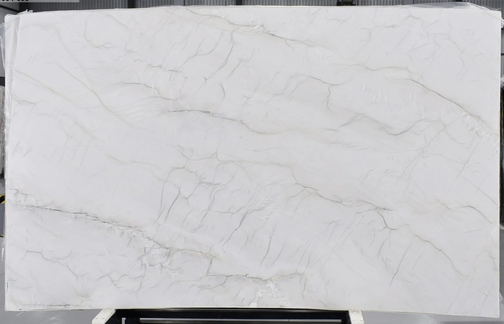 LE BLANC QUARTZITE (HONED + POLISHED)