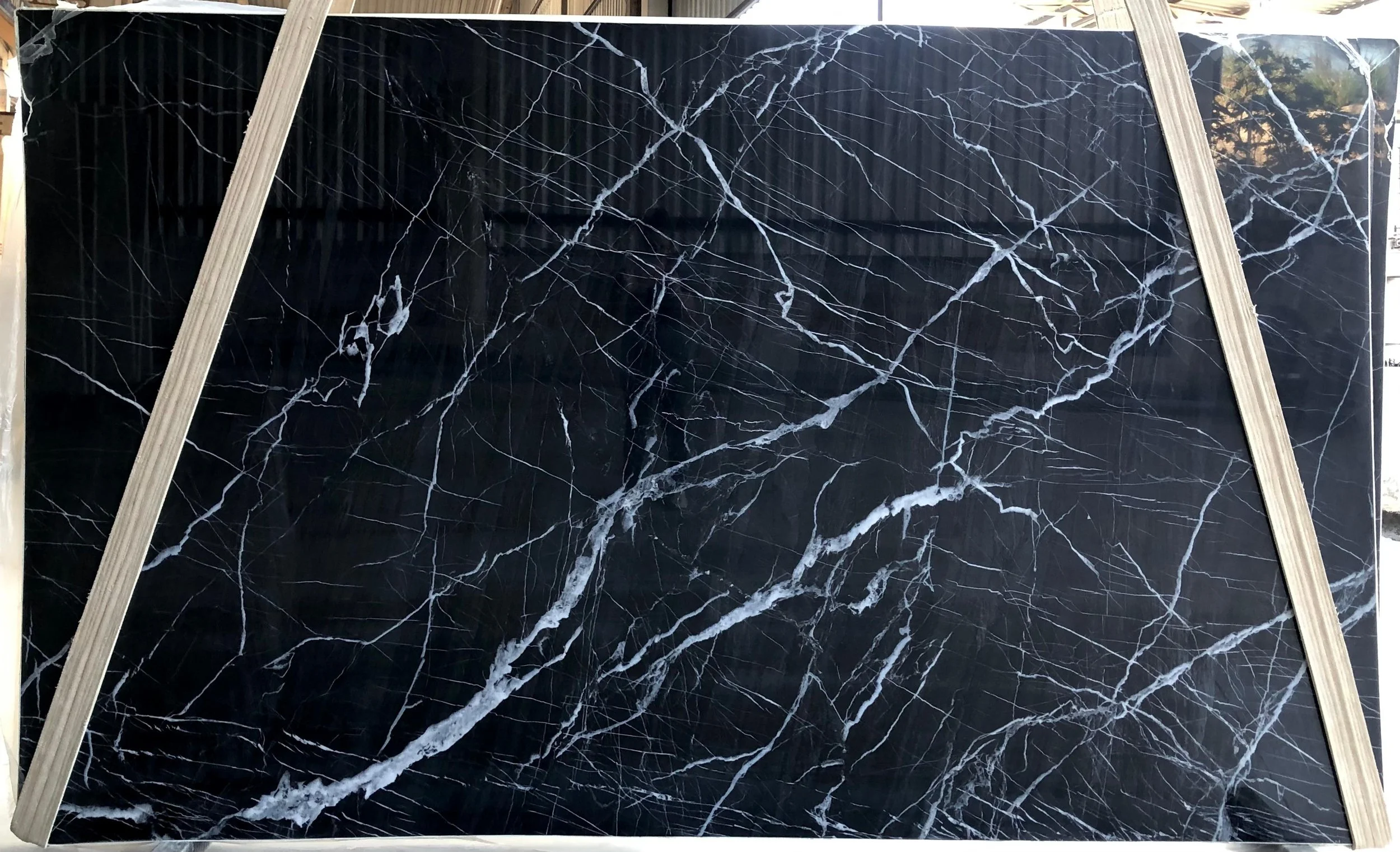 VENOM QUARTZITE 3CM