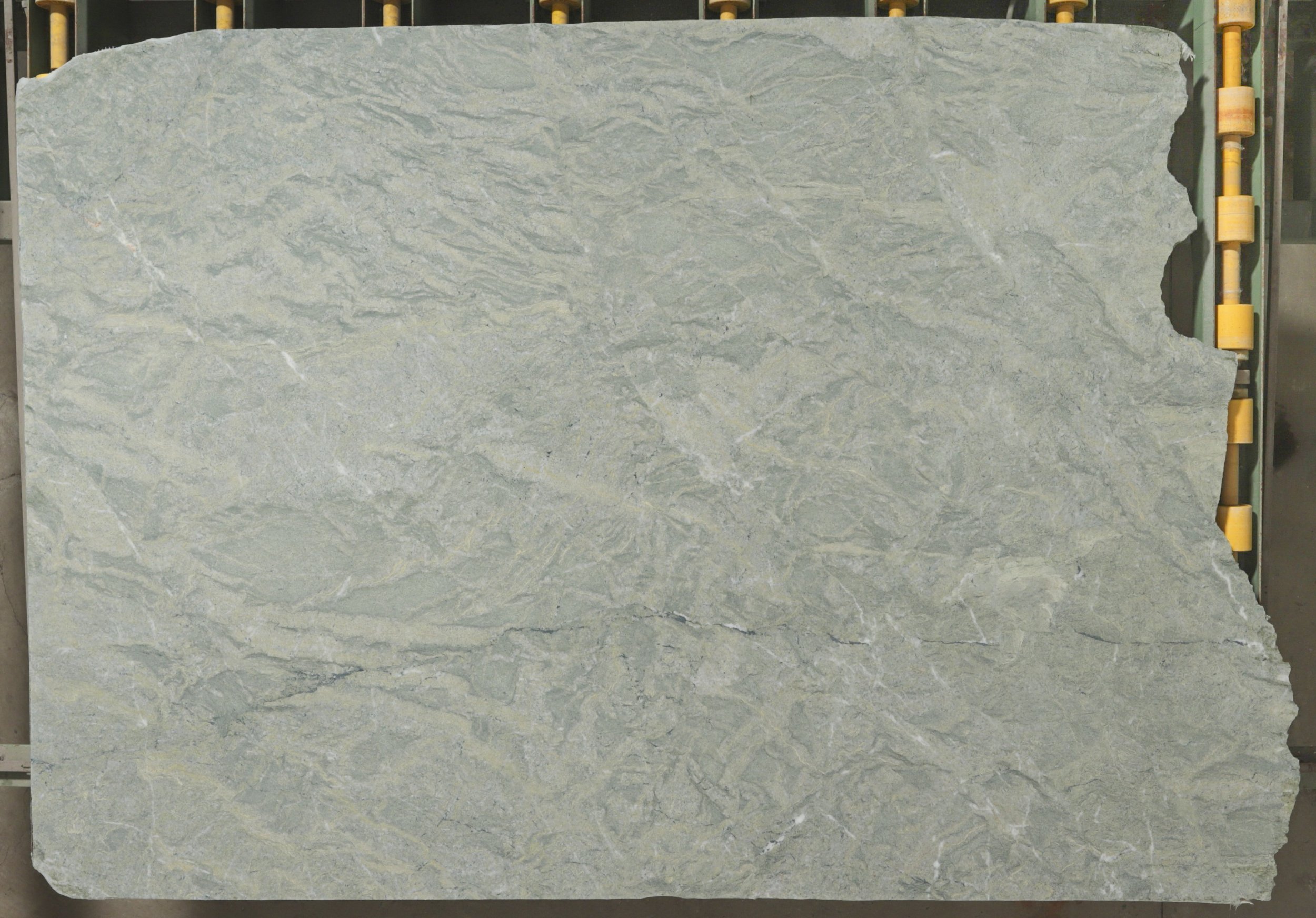 COSTA ESMERALDA HONED GRANITE 3CM