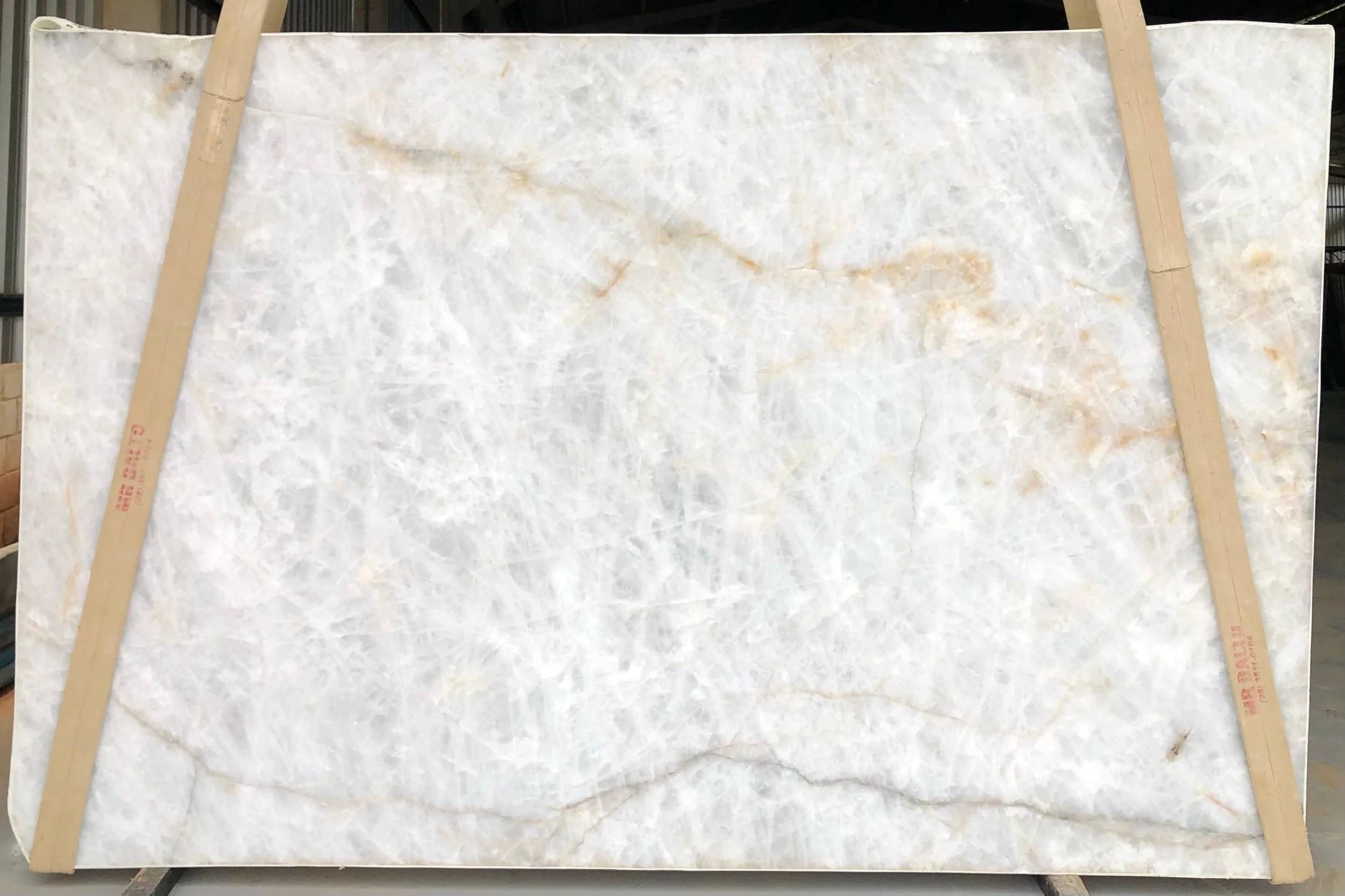 CRISTALLO QUARTZITE