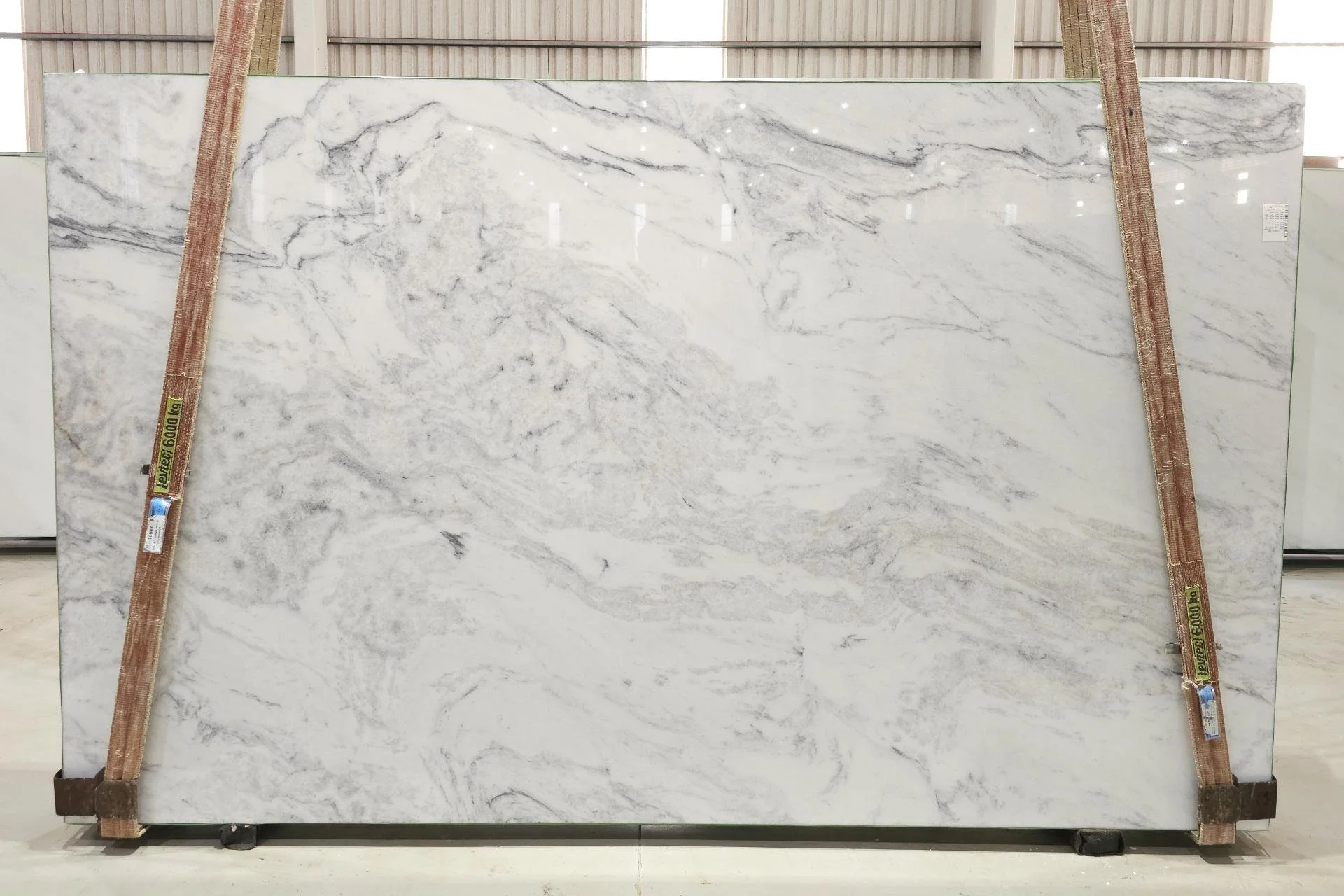 MONT BLANC MARBLE (POLISHED + HONED)