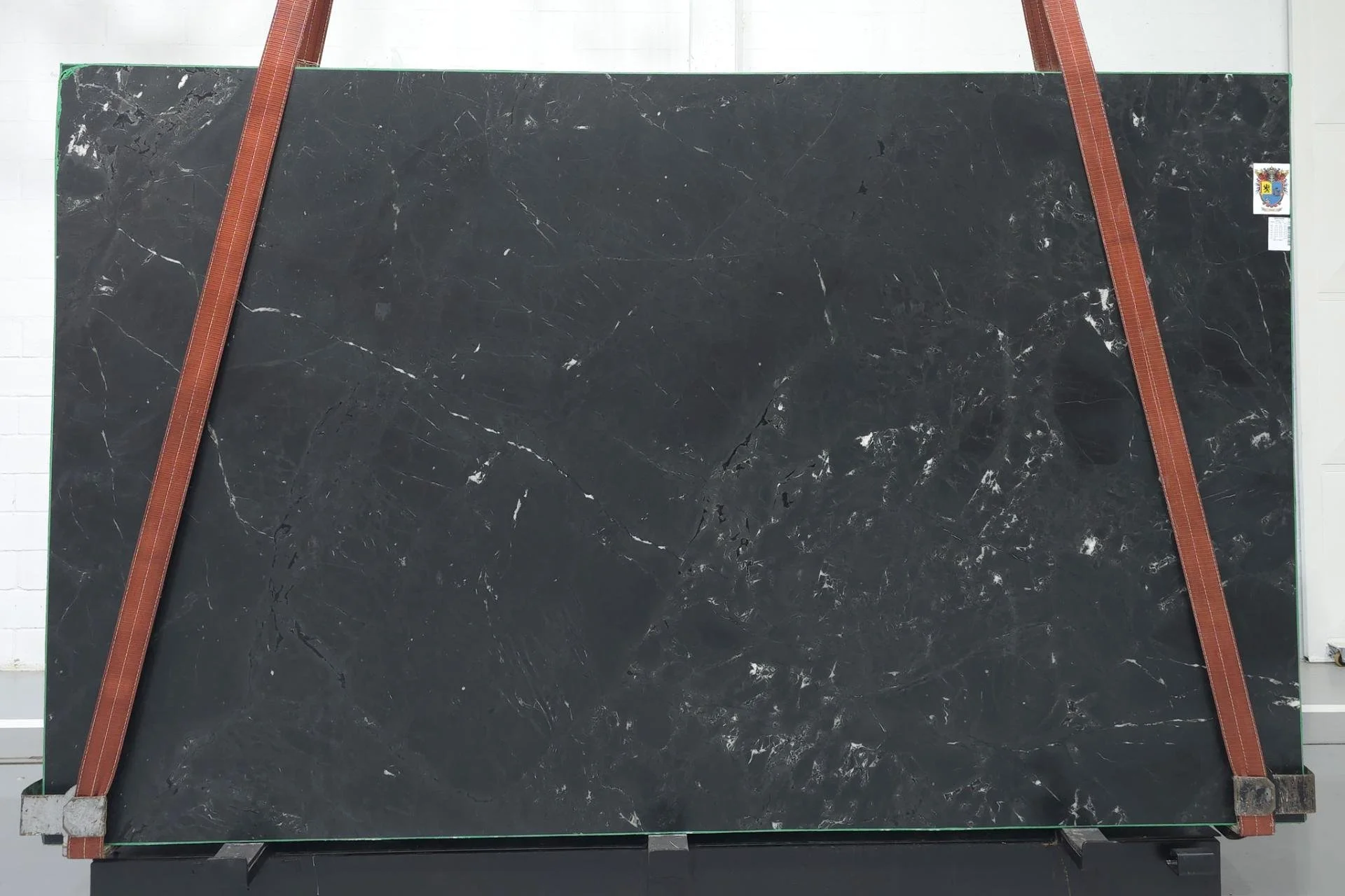 NEGRESCO LEATHER GRANITE