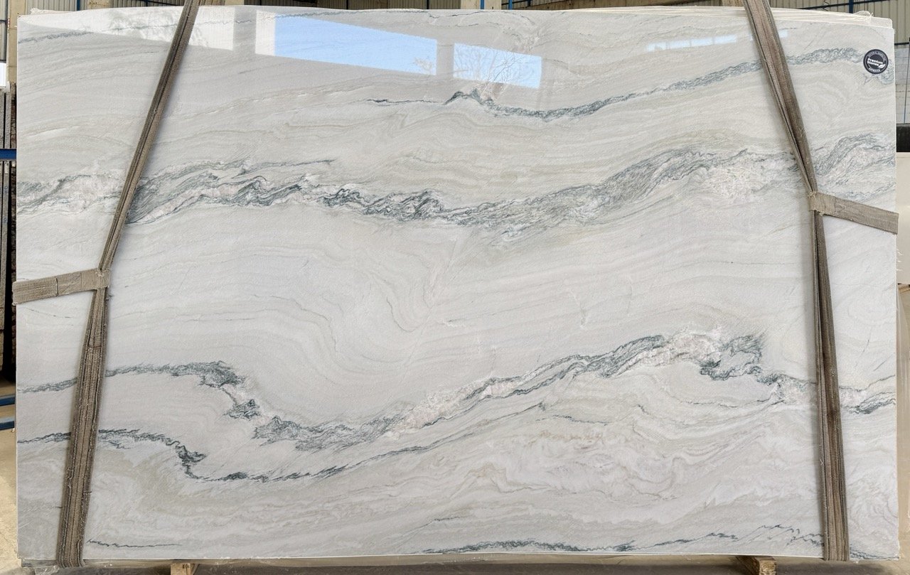 MACAUBAS FANTASY QUARTZITE